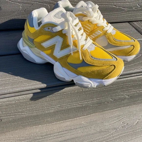 New Balance - Picture 13 of 15